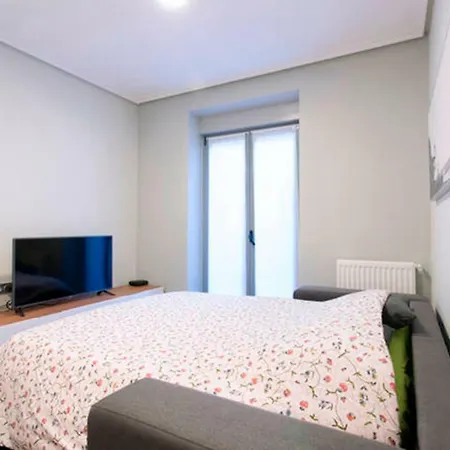 Usandizaga Ii By Basque Homes * San Sebastián